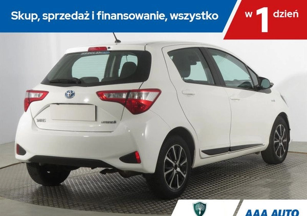 Toyota Yaris cena 59000 przebieg: 77121, rok produkcji 2018 z Sośnicowice małe 232